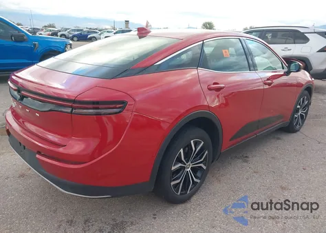 2024 Toyota Crown Xle из США, поврежденный, VIN JTDAAAAF9R3026053